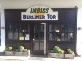 Imbiss Berliner Tor outside