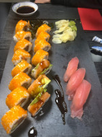 Cai Sushi food