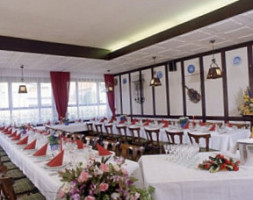 Gasthaus Zum Ross inside
