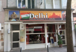 Delhi-Roma outside