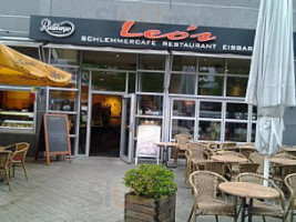 Leo's Schlemmer Café inside