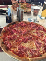 Pizzeria Trastevere Da Vincenzo food