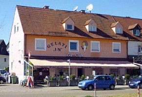 Gelati In La Strada outside