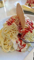 Italienisches Eiscafe Un Angelo food