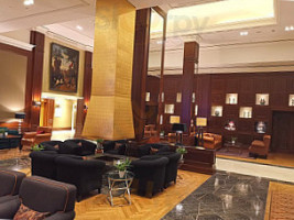 K-lounge Kempinski inside