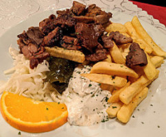 Gaststätte Plaka food