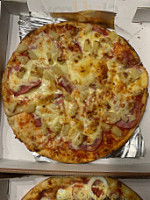 Sanny-pizza-service food