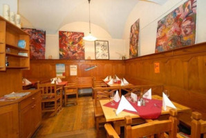 Restaurant-Cafe Alte Welt inside
