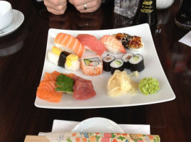 Sushi Queen food