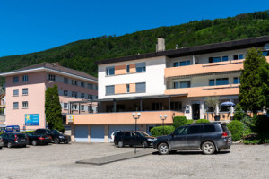 Hotel Restaurant Klosterli outside