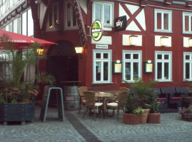 Cafe Klingelhöfer outside