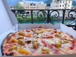 Art Pizza Take Away & Gelateria food