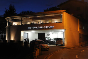 Gallo d'Oro outside
