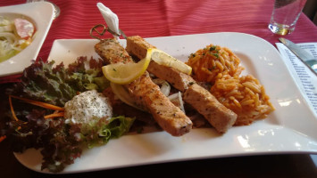 Thessalia Inh. Christos Karaoulis Griechisches food