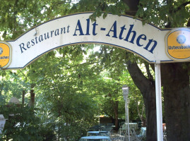 Alt-Athen outside