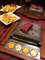 Beef&stones Steakhouse food