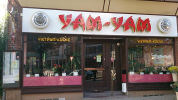Yam Yam - China Bistro outside