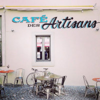 Café des Artisans inside