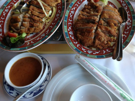 Linh Restaurant food