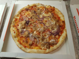 Pizzeria E Gelateria Il Colosseo food