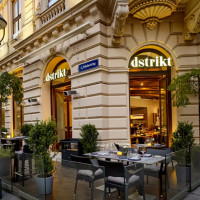 Dstrikt Steakhouse - The Ritz-Carlton, Vienna food