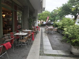Cafe Ganser B. outside