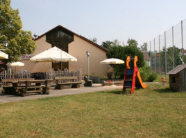 Sportgaststatte TSV Falkenheim outside