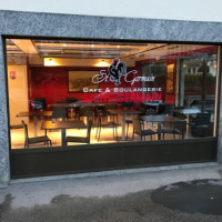 Cafe Saint-germain inside