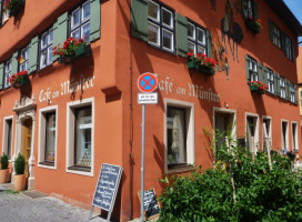 Elke Held-Bartsch Cafe Am Münster outside