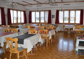 Gasthaus Alpenrose inside