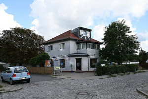 Bachshop Weiße Stadt outside