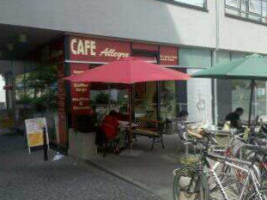 Café Allegro outside