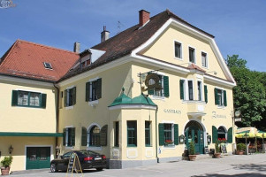 Gasthaus Zollhäusl Freilassing inside