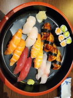 Kisaku Sushi inside