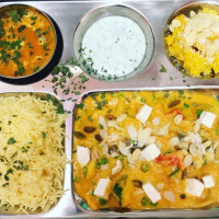 Raj Mahal Indisches Lieferservice food