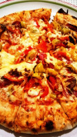 Schnitzel + Pizza Adriano food