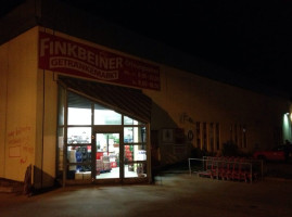 Finkbeiner outside