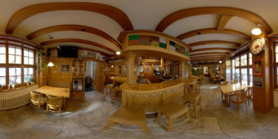 Restaurant Bar Blume inside