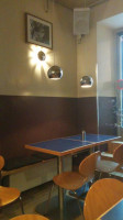 Café Macchiato München inside