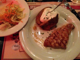 Steak Fisch Schnitzelhaus food