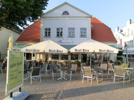 Café Thienemann outside