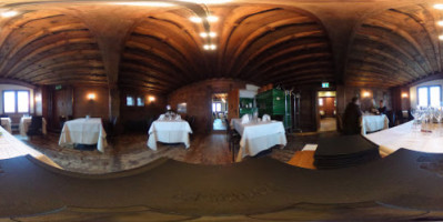Restaurant Burg Hohenklingen inside
