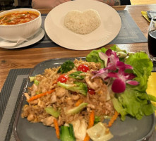Thai Kitchen Seeputtha Co food