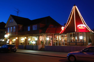 La Taverna outside