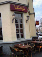 Vanilla Bar inside