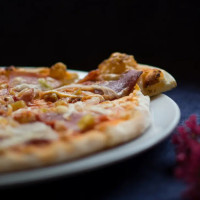 Pizza-bistro Putbus food
