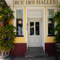 Rue des Halles food