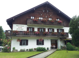 Gästehaus Fellerhof outside