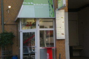 Mok Kitchen outside