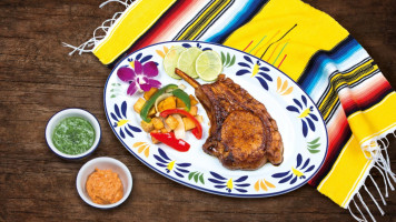 Tres Amigos Mexican Bar & Restaurant food